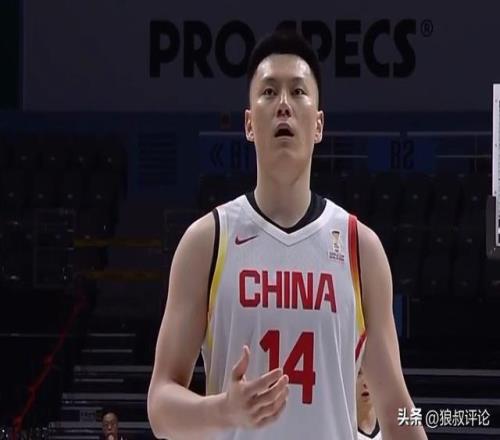 德甲焦点战：埃尔沃斯贝格惊险逆转勒沃库森 3-2 大胜纪实
