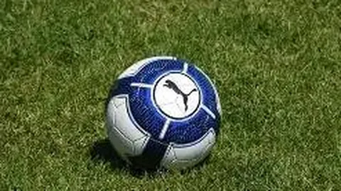 特纳谈关键时刻抢下哈利伯顿篮板：篮球之魂